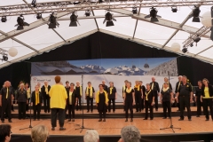 DSC00068-Meiringen-Darbietung-im-Festzelt